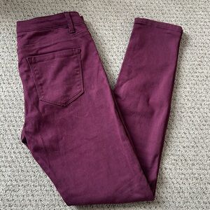 (3 for $12) Bluenotes Low Rise Jeggings